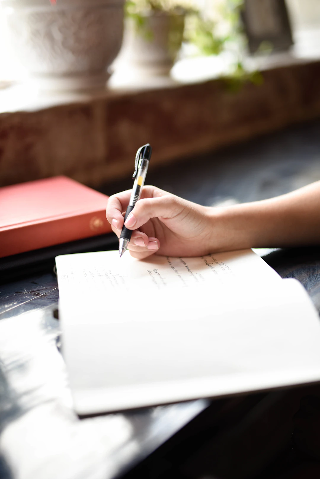 7 Journaling Techniques to Help You Journal Regularly